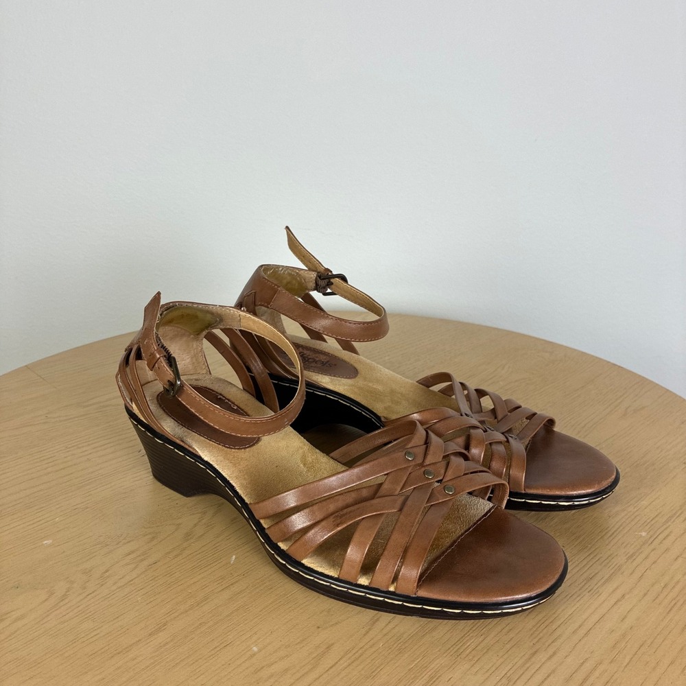Softspots Leather Woven Fisherman Low Heel Sandals 8.5 WW Woven Summer Comfort